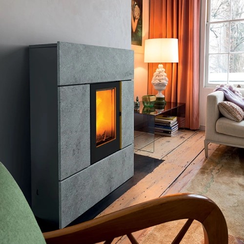 Poêle à granulés MCZ RAY Comfort Air 8 UP! M2 7,8 kW
