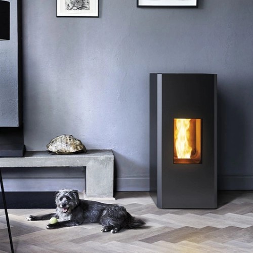 Poêle à granulés MCZ MAKO Comfort Air Matic 8 M1+ Core 8 kW