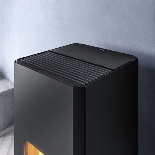 Poêle à granulés MCZ MAKO Comfort Air Matic 8 M1+ Core 8 kW