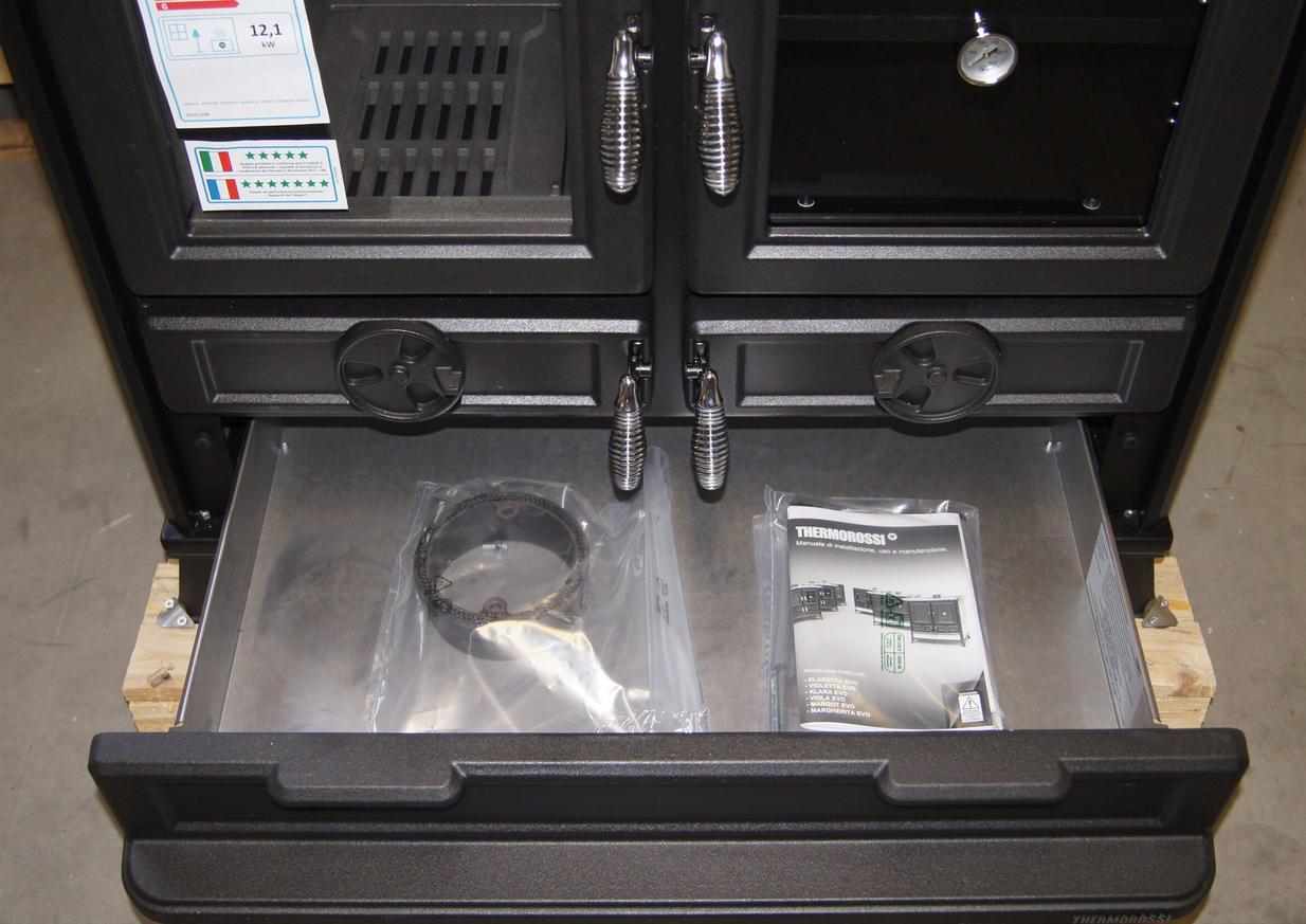 Cuisinière à bois en fonte - THERMOROSSI Klara Evo 12.1 kW
