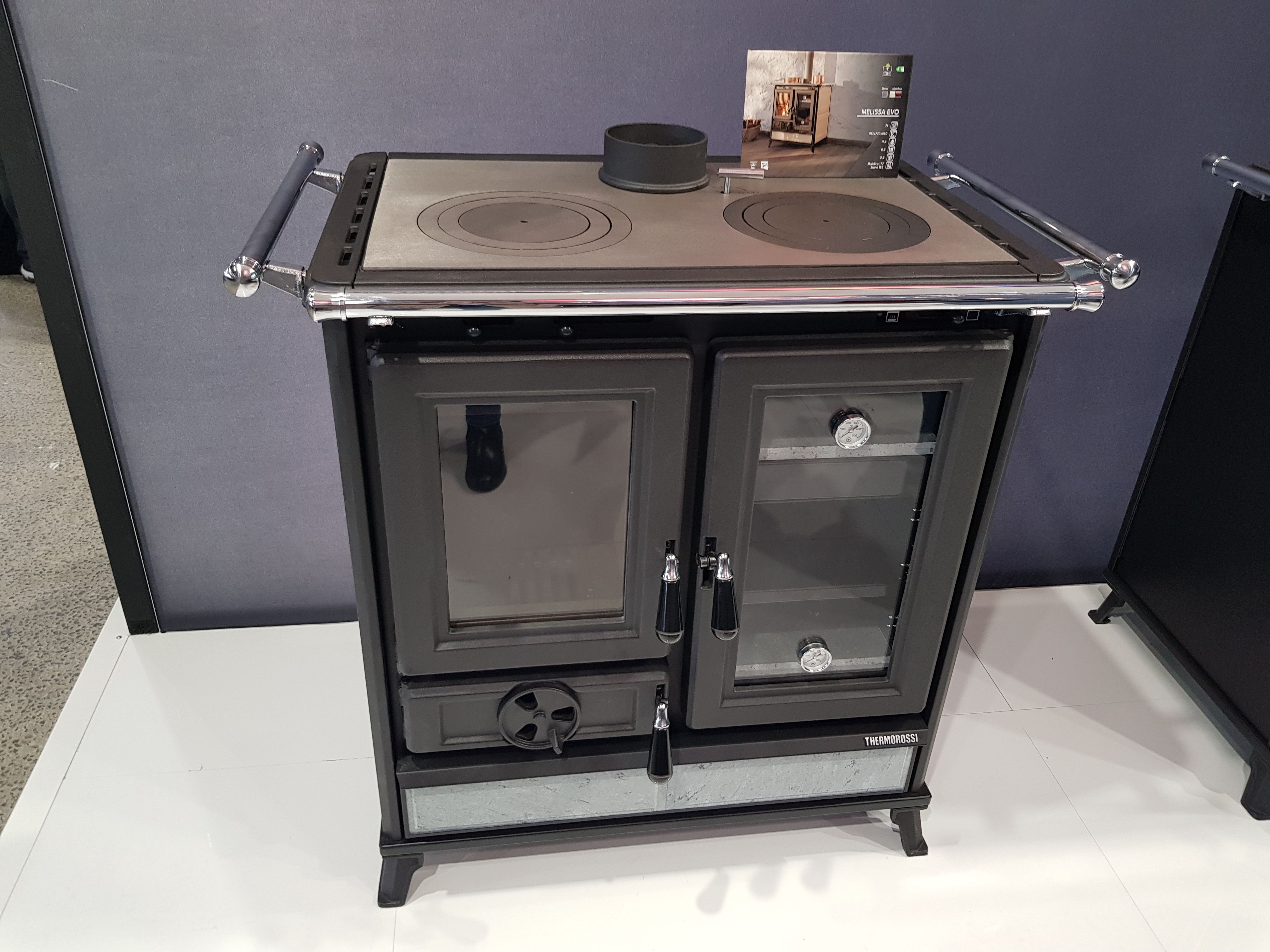 Cuisinière à bois en pierre - THERMOROSSI Melissa Evo Stone 7.8 kW