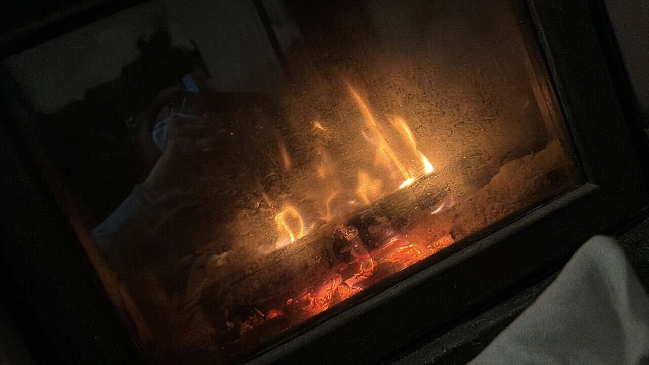 Poêle à bois dans un salon